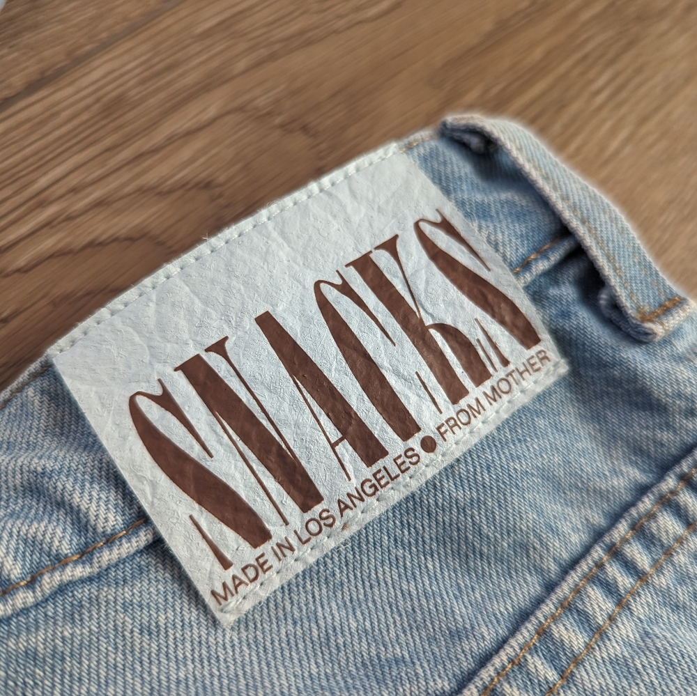 Mother Denim Snacks Jeans Size 28